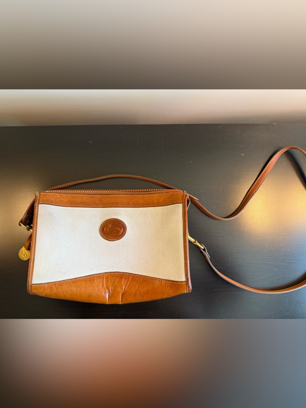 Vintage Dooney & Bourke crossbody